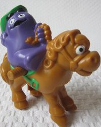 1995-mcrodeo-toy-mcdonalds-happy-meal-toys-grimace.jpg