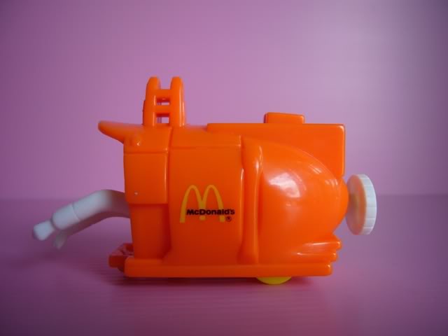 1998-underwater-adventure-mcdonalds-happy-meal-toys-set-nautile-sea-robot.jpg