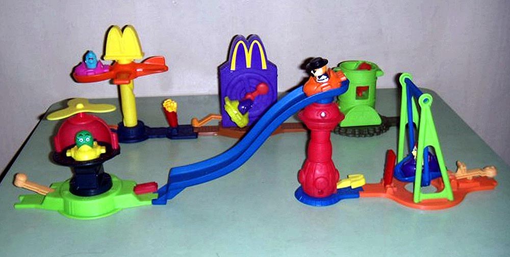 2002-mcplayland-set-mcdonalds-happy-meal-toys