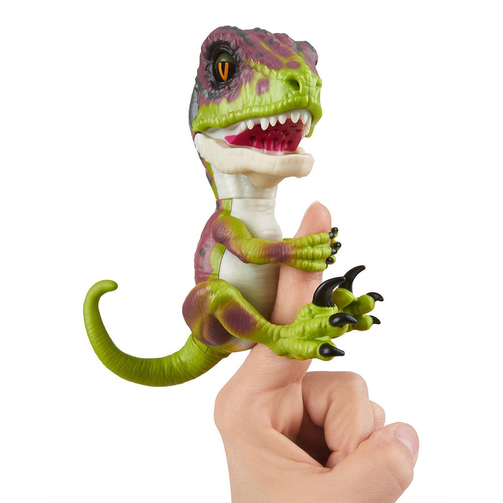 fingerlings-velociraptor-stealth
