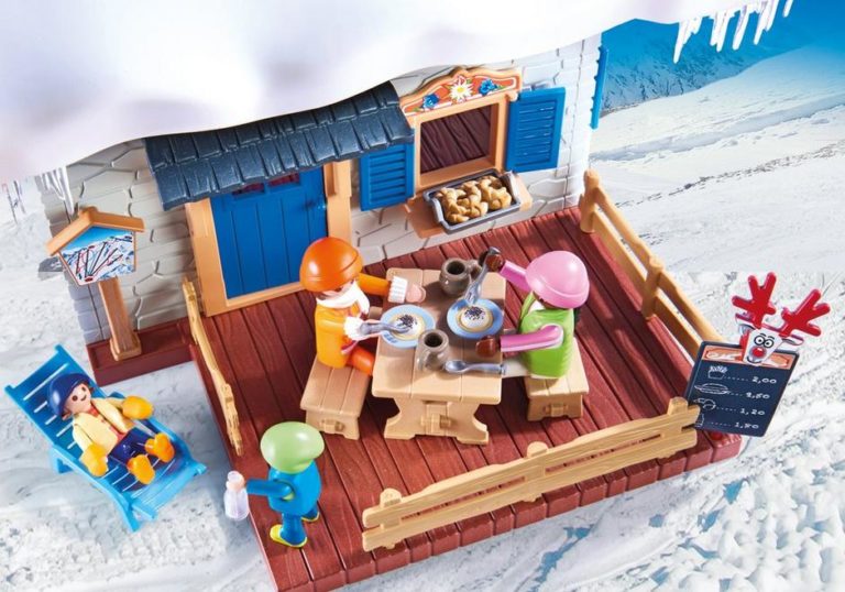 playmobil ski lodge