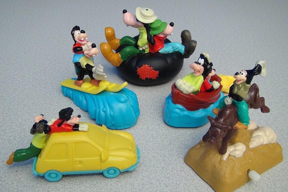 New Sealed 1995 Disney Goofy and Max Adventures Toy Car Burger King Kids Meal 