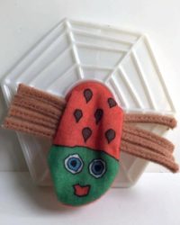 Details about   Mcdonalds Happy Meal Eric Carle Very Quiet Cricket Finger Puppet Toy #1 New 