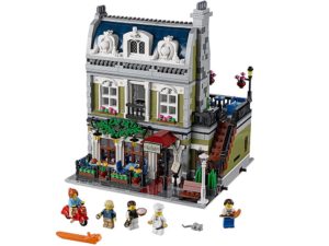 LEGO CREATOR Expert Products Parisian Restaurant - 10243
