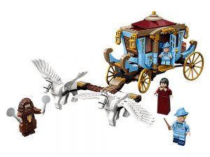 LEGO® Harry Potter™ Products Beauxbatons' Carriage: Arrival at Hogwarts™ 75958