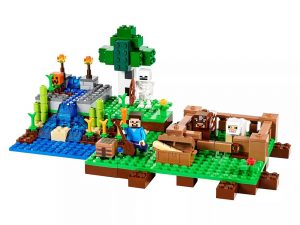 LEGO® Minecraft Creative Adventures The Farm 21114