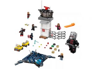 LEGO® Super Heroes Airport Battle 76051