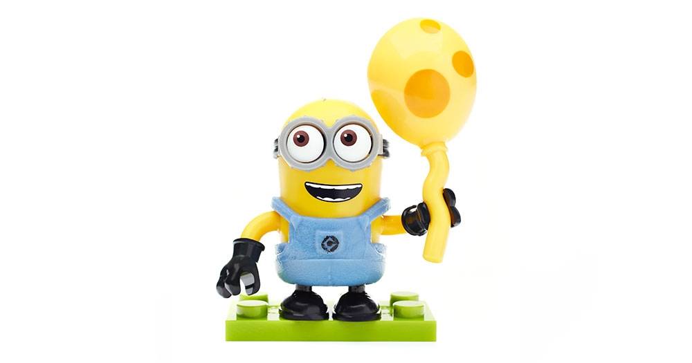 despicable-me-3-minions-blind-bag-pack-series-10-figures-04.jpg