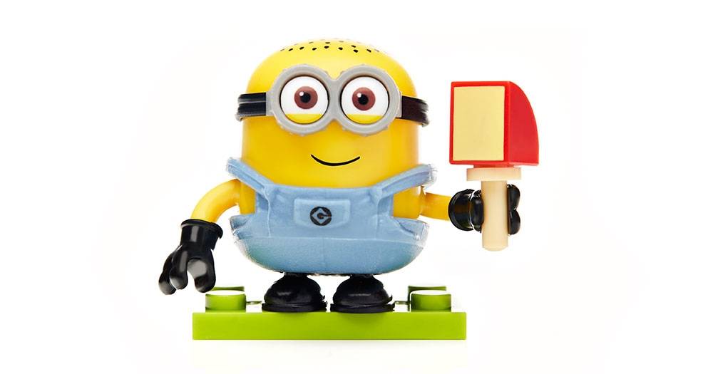 despicable-me-3-minions-blind-bag-pack-series-10-figures-05.jpg