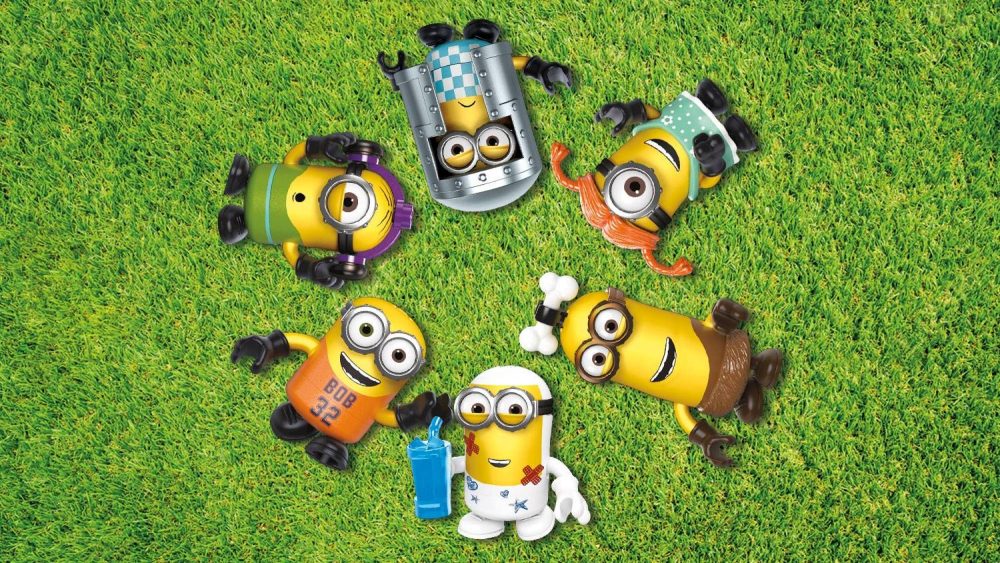 despicable-me-minions-blind-bag-pack-series-12-02.jpg